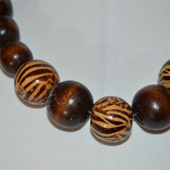 Brown Wooden Cascading Zebra Bead Silver Tone - Picture 2 of 6